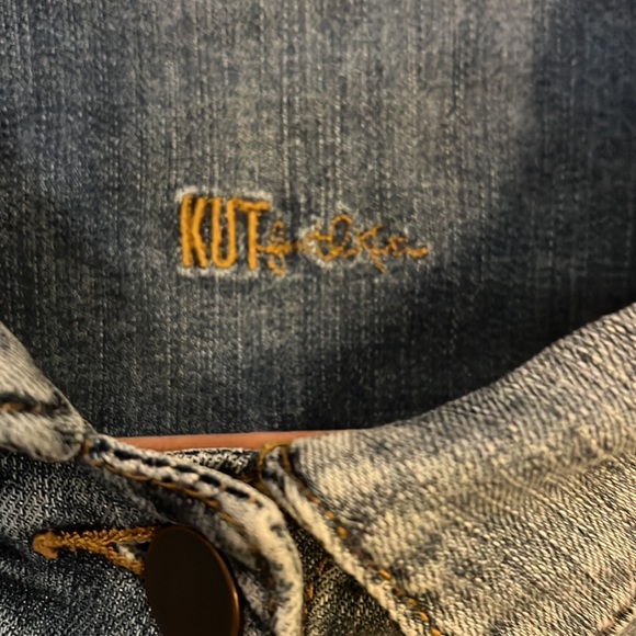 Jean jacket medium - Picture 2 of 2